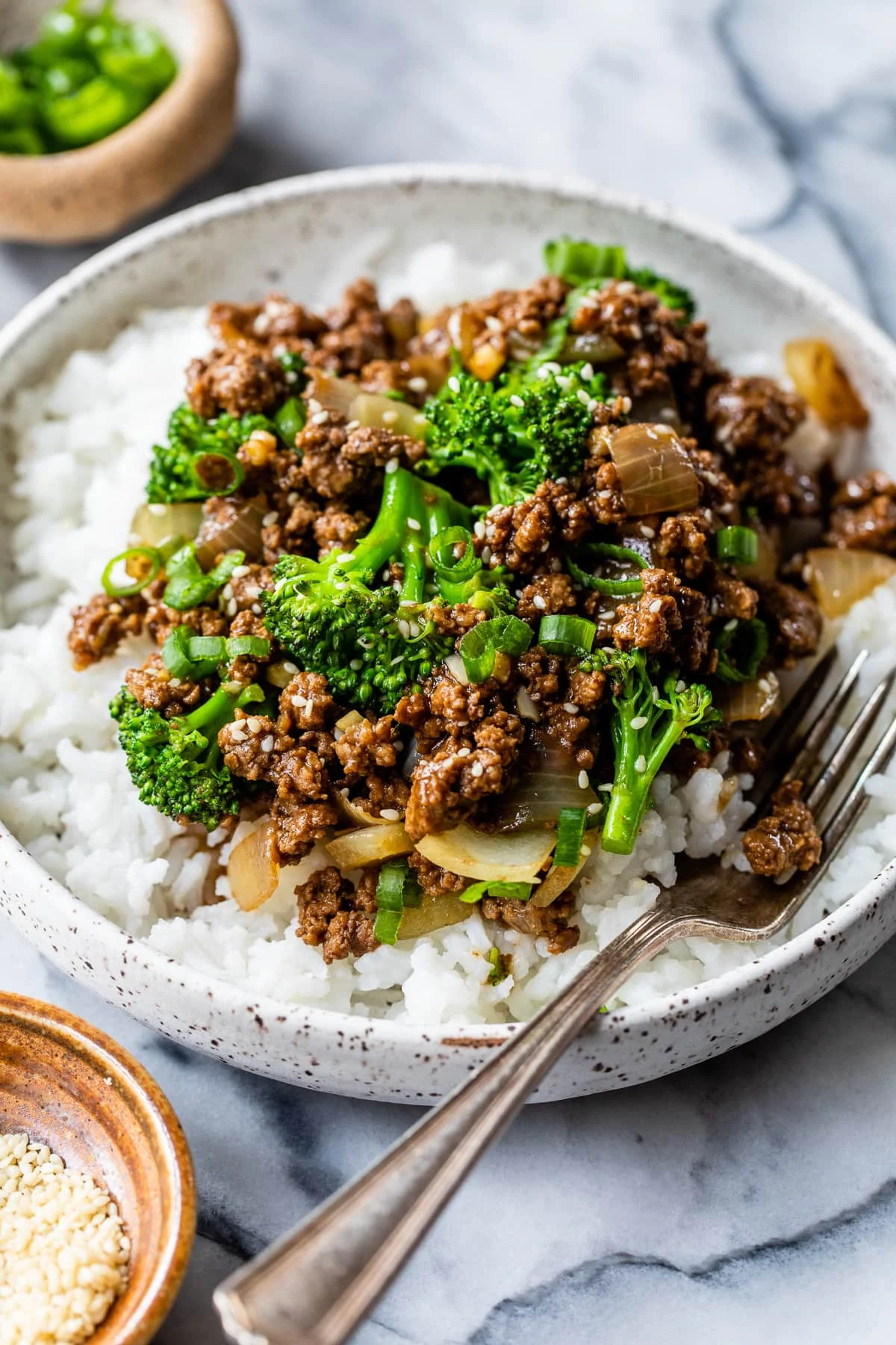Ground beef and broccoli stir fry