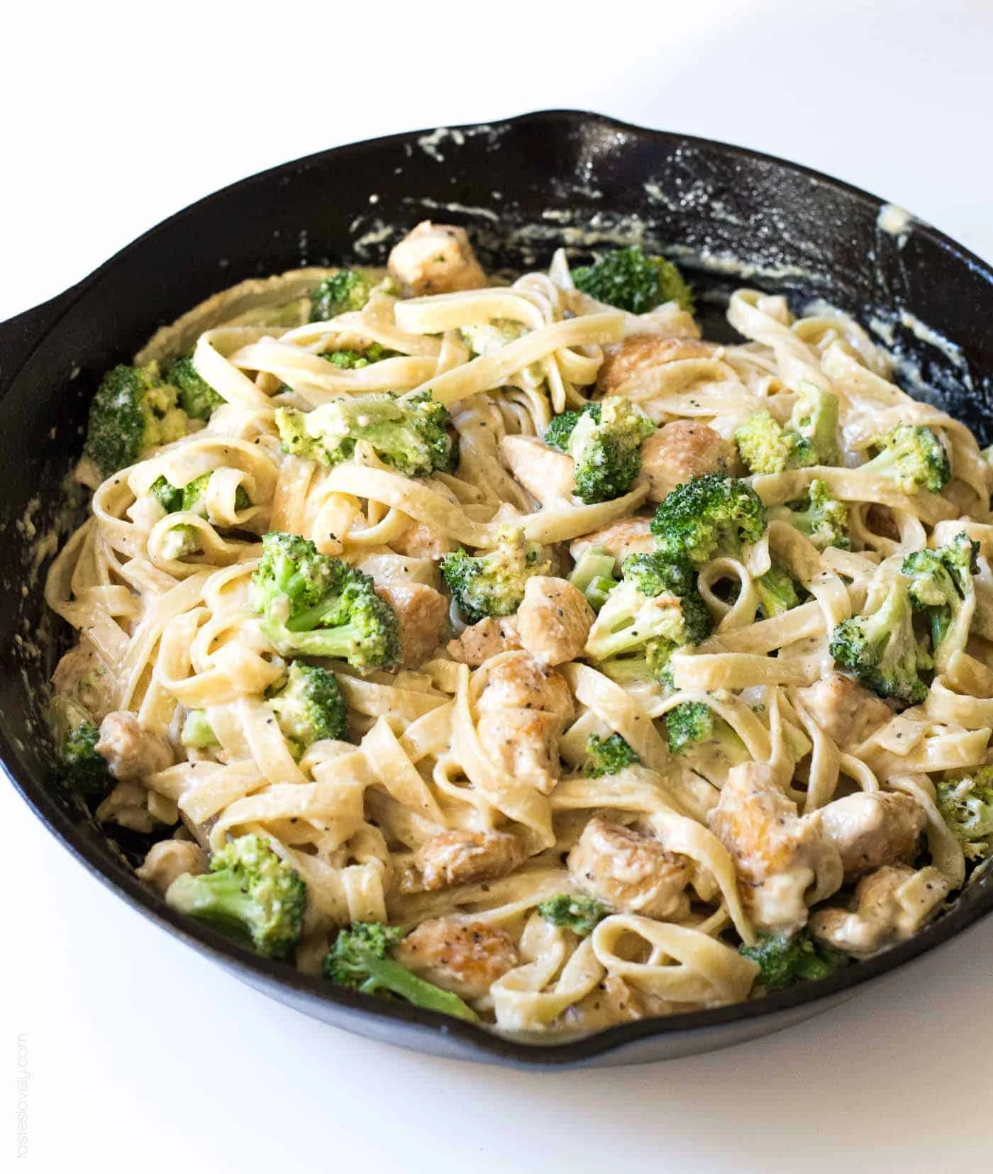 Chicken Broccoli Alfredo